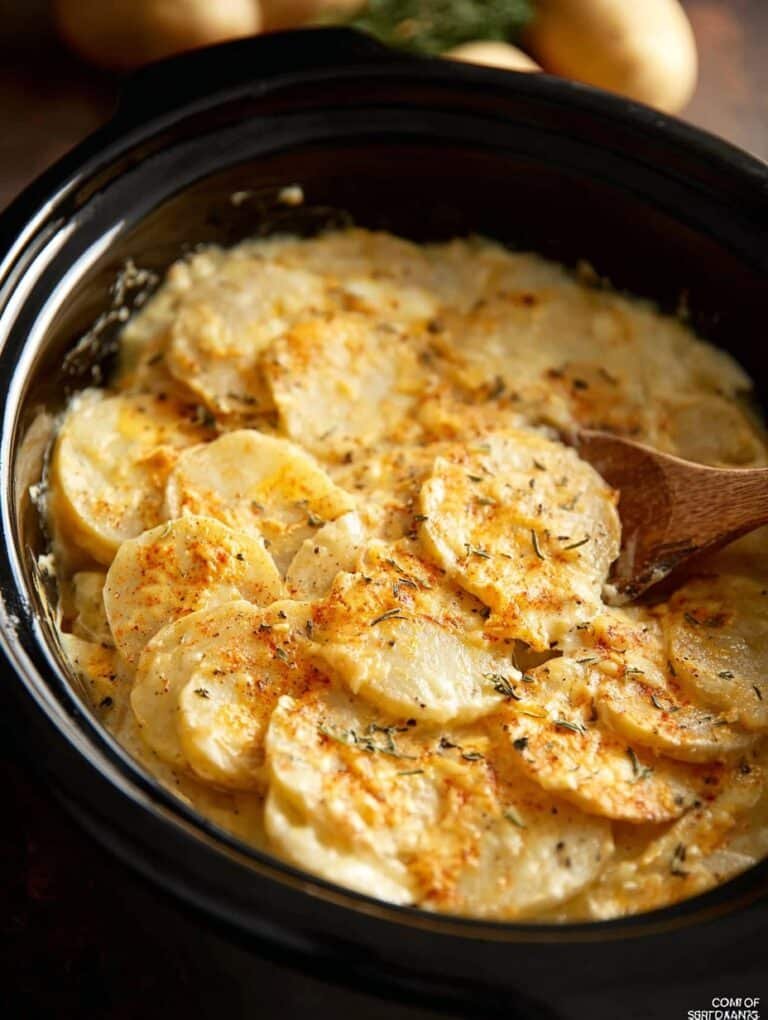 Slow Cooker Scalloped Potatoes Recipe (Real-Deal Comfort Food!)